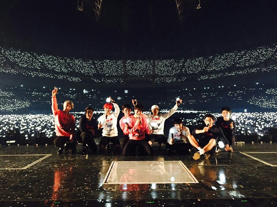 _exoxoxo522's tweet photo. 사랑하자✨ 우리 영원히 함께 하자💕 #6YearsWithEXO https://t.co/mSiKBb87Y9