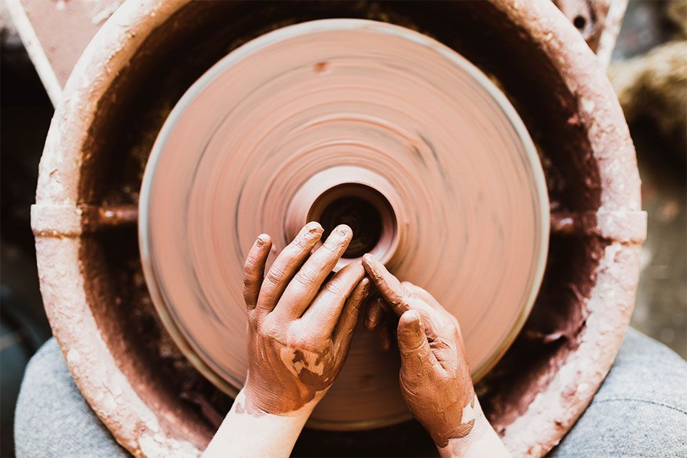 Think about the tasks you are either not good at or you don't enjoy doing. Identify &amp; delegate them. Now you'll have more time to create. bit.ly/2uQDAde  #sellertips #shopifysuccess #smallbusinesssuccess