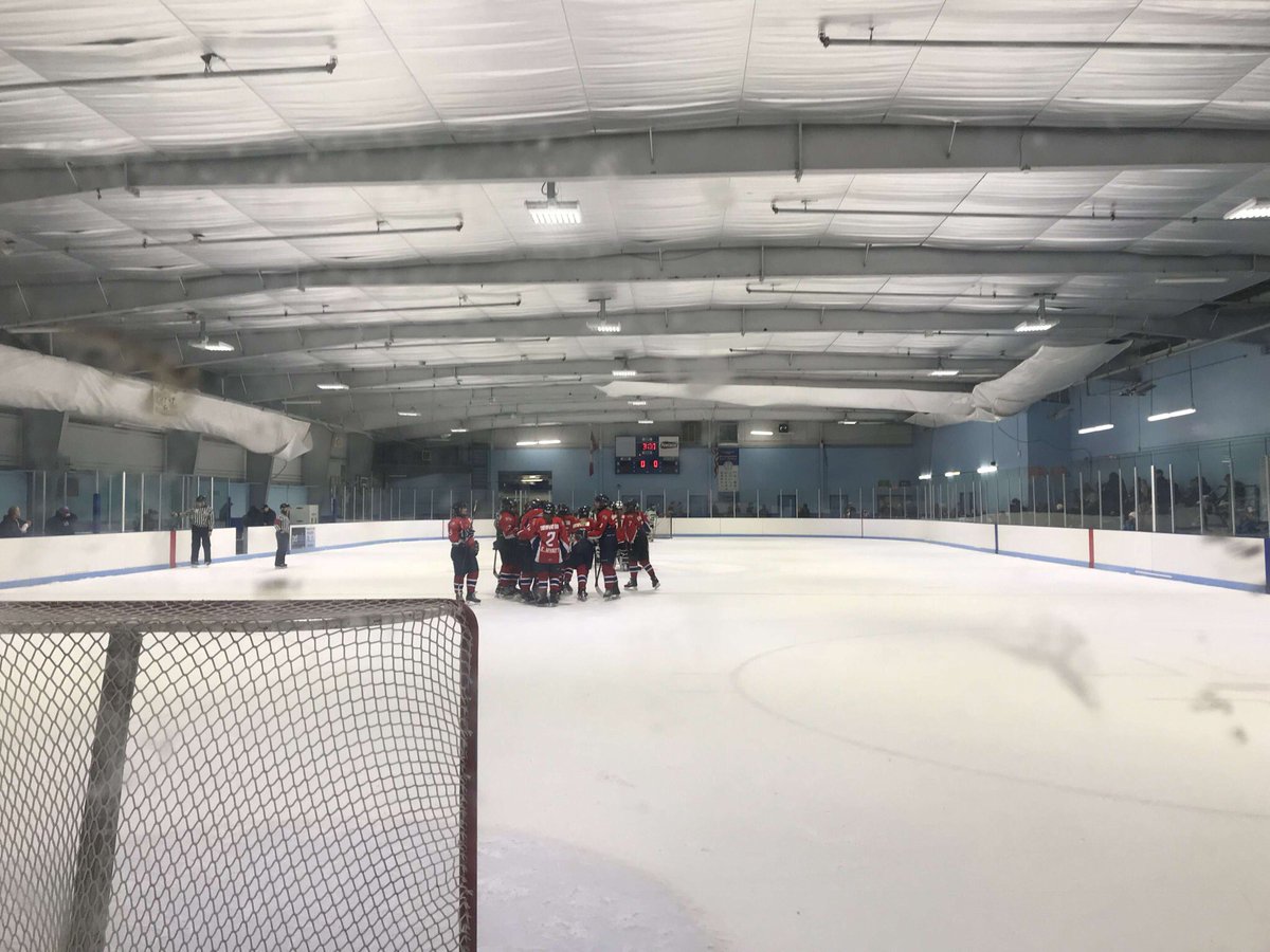 SSMidgetBB's tweet photo. Such a good year ladies! 
Keep your heads up! Way to finish some of your stars hockey careers with a bang‼️🌟💙❤️ https://t.co/IcisEdolVN