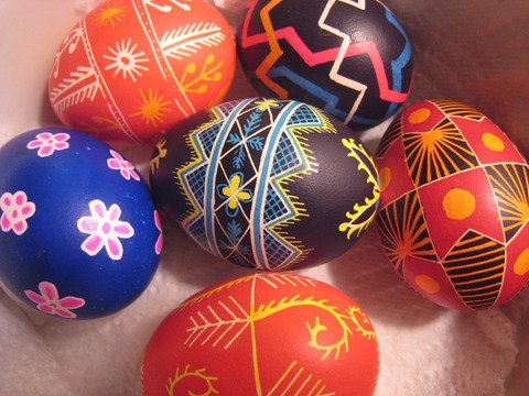 AdamPhamforMP's tweet photo. To those celebrating Eastern #Orthodox #Easter, Happy Easter!

Diverse community in Parkdale High Park: home to thousands of Ukrainians, Polish &amp; more. 

Unique tradition: handmade eggs. The art work is a “skill”  shared with each generations + traditional foods 

#family #peace https://t.co/JGvYOZInfL