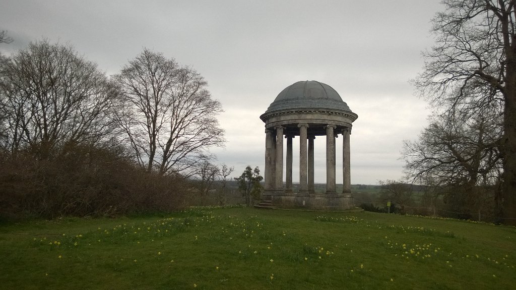 MrRPress's tweet photo. Ionic and Doric #PetworthNT https://t.co/okDYQ0M0gD
