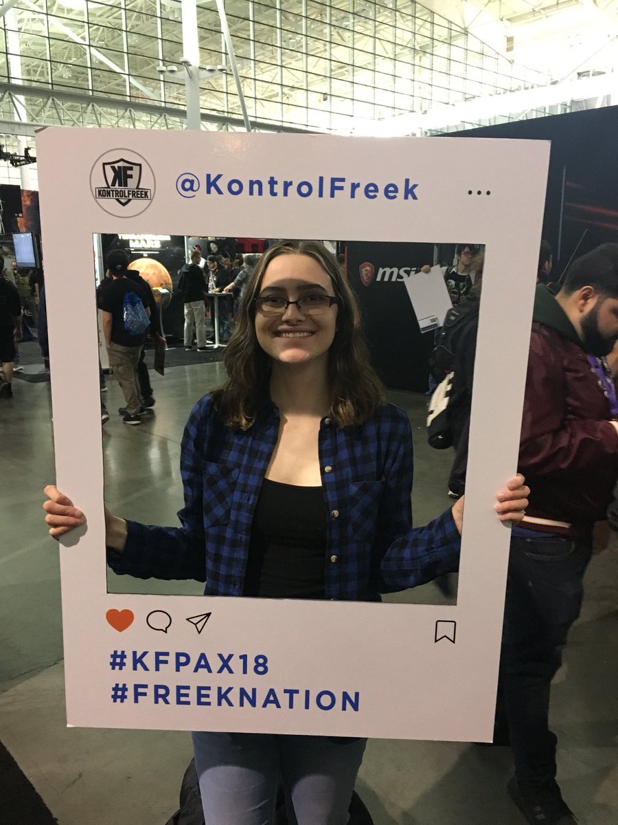 achieveable's tweet photo. I’d love the sea of thieves pack!! @KontrolFreek #KFPAX18 https://t.co/OtOEK5oHoI