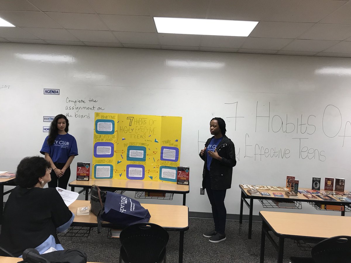 DrLHinojosa_'s tweet photo. Our @whsmustangs Key Club conducting a session in the #SevenHabitsofHighlyEffectiveTeens @SpringISD Family Empowerment Conference & Expo @DekaneyW #BelieveInSpring #AchieveTheChange https://t.co/kLXz4UhZJA