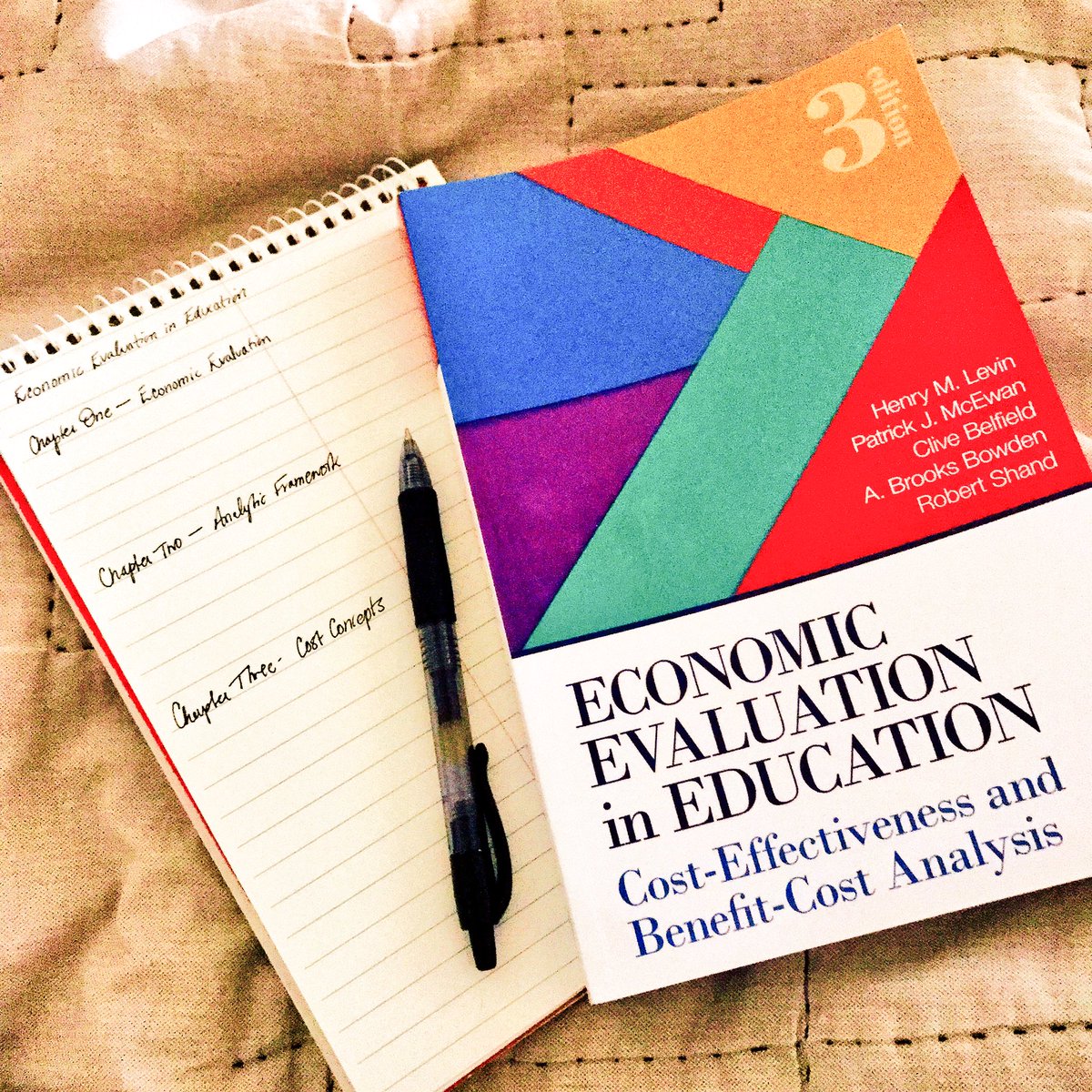 KrystaferRedden's tweet photo. Grateful + thankful to have been accepted to #CBCSE2018! Now, excited to spend most of the weekend digging into this text + learning more about #costeffectiveness + #benefitcost in preparation for #CBCSE with @abrooksbowden next week @TeachersCollege @Columbia! Can't wait! #nerdy https://t.co/2ivQSI4Hjx