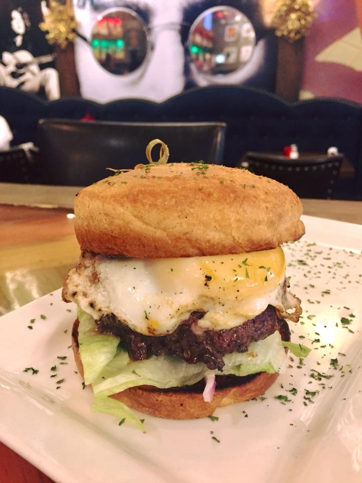 CowbellBurger's tweet photo. Big Will’s Breakfast burger is one of the most popular burgers on our brunch menu, it’s topped with an over easy egg and praline smoked bacon! Come by for brunch and see what all the fuss is about! #cltbrunch #eatmorecowbell #areyouburgercurious https://t.co/mEuhUqtFTL