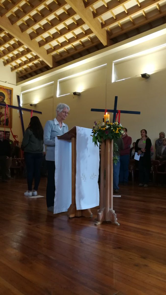 VicariadelMaipo's tweet photo. Lectura del Evangelio y mensaje de nuestro p Vicario Zonal p Miguel Hoban. 

@Iglesiastgo @Mensajeros_stgo

#AsambleaZonal
#MisiónPermanente
#XSínodoSantiago 
#Fco18 https://t.co/AigDa8vovN