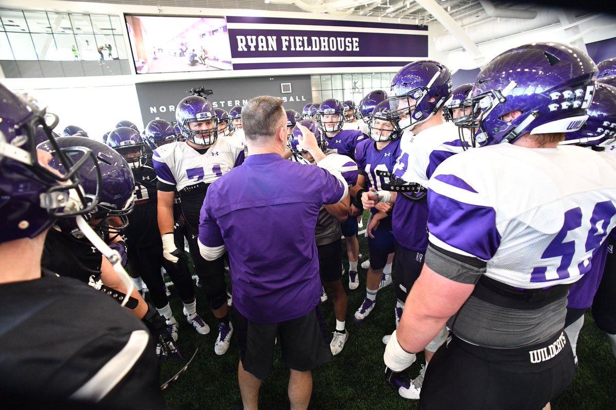 NUFBFamily's tweet photo. No bad days. ☀️🔋 #B1GCats https://t.co/XWfBnna6YS