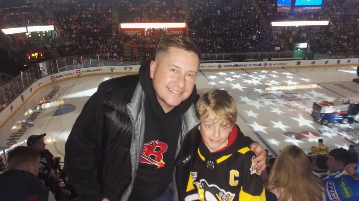 M0RNR's tweet photo. Hockey means never being on your own #HockeyFamily #PredictorBetVIP block 4 https://t.co/COxiNrXj6s