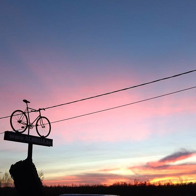 achielle_'s tweet photo. Ready for Spring?
#achielle #velo #fiets #bicycle #bicyclette #fahrrad #artisans #artisan #handmade #handmadeinbelgium #hib #bikeporn #bicycleporn #brooksengland #brooks #caferacer #pathracer #fixie #fixed #fixedgear #sturmeyarcher #duomatic #steelisreal… https://t.co/dBdXLlnVxs https://t.co/htmumUwGpb