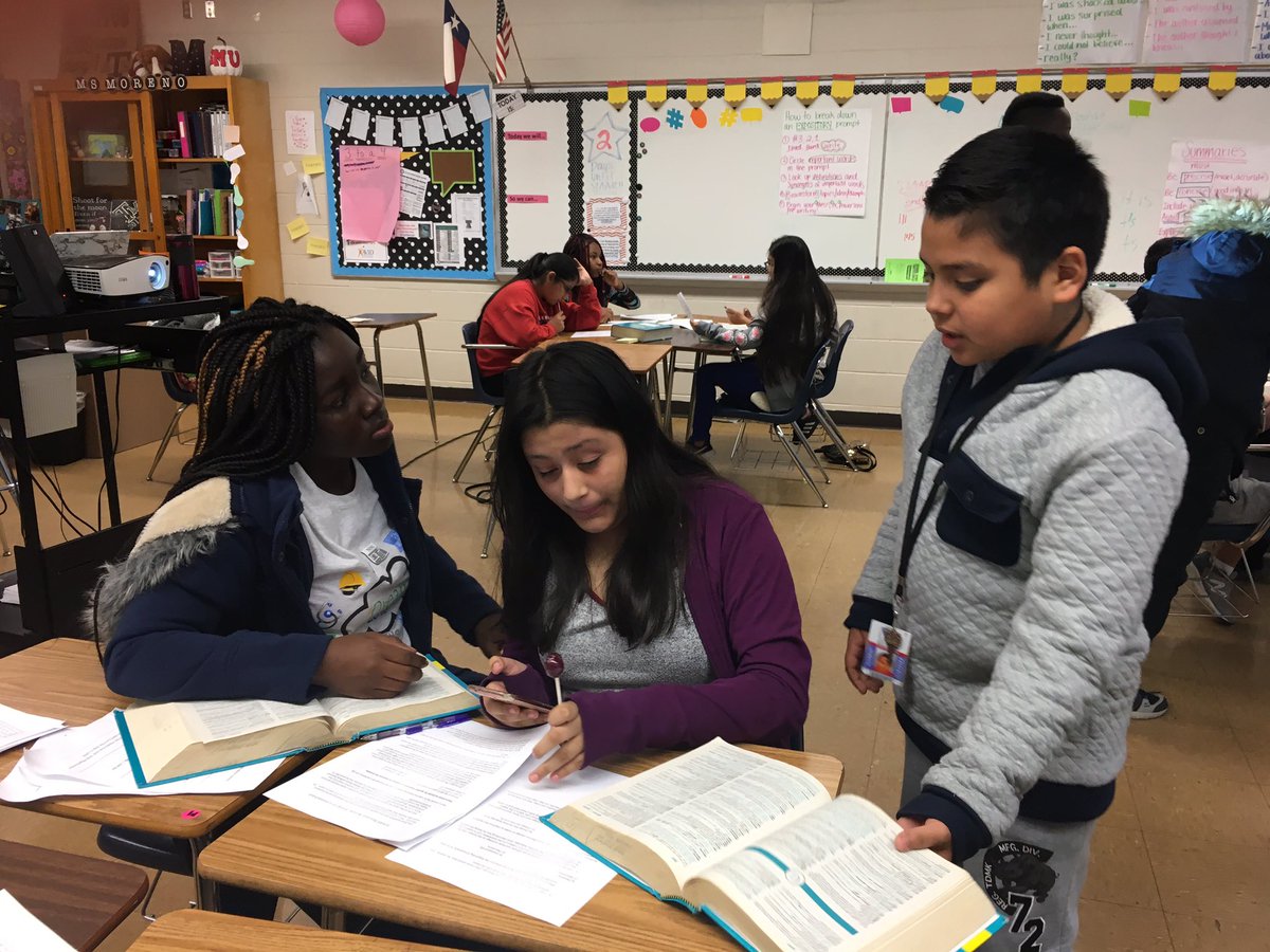 MsMcKee6th's tweet photo. We are coming for you Writing STAAR test!!! 👊🏻👊🏻👊🏻 #Saturdayschoolfun #LJHpatriots #goosechaserocks (@GooseChase -WE LOVE YOU) https://t.co/IpvyonDw4K