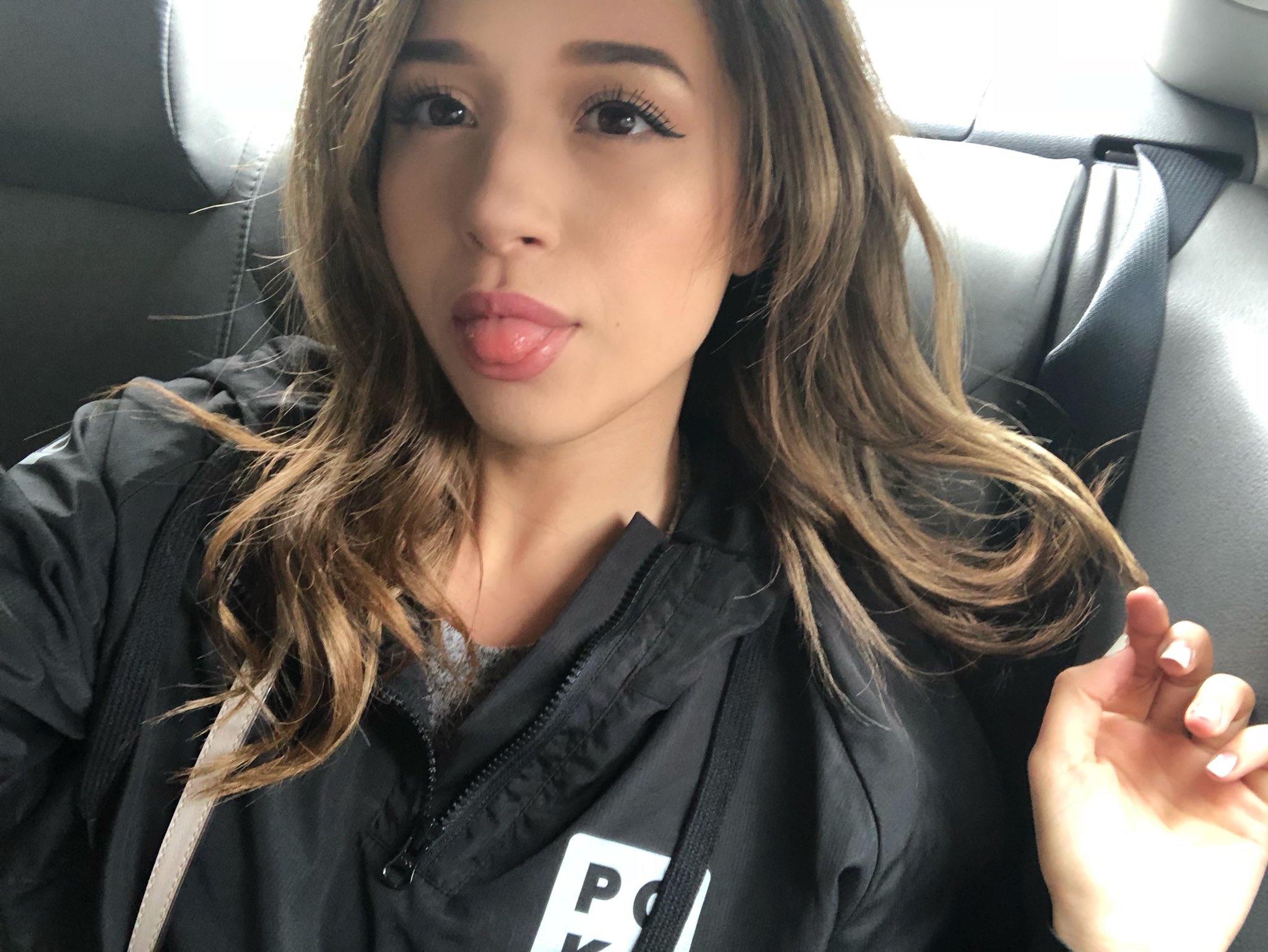 pokimane on Twitter "my last day at Pax ☺ I'll be in.
