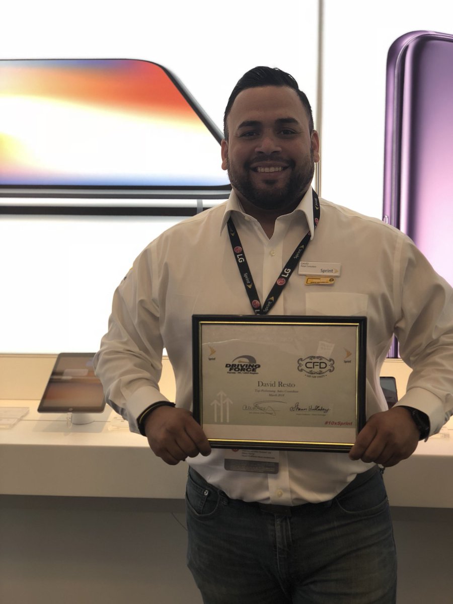 TMobileTX's tweet photo. Cash Flow Dynasty Champion! #CFD for the month of March. #Sprint.  Come check why #SprintStore5210 is ranked the best of the best @ 6708 Memorial Hwy STE 101 Tampa, Florida 33615.  #1 Sales Supervisor @Fawnwithsprint and #1 Retail Consultant @dresto25. #Proudofmyteam https://t.co/acdr4UK3f9
