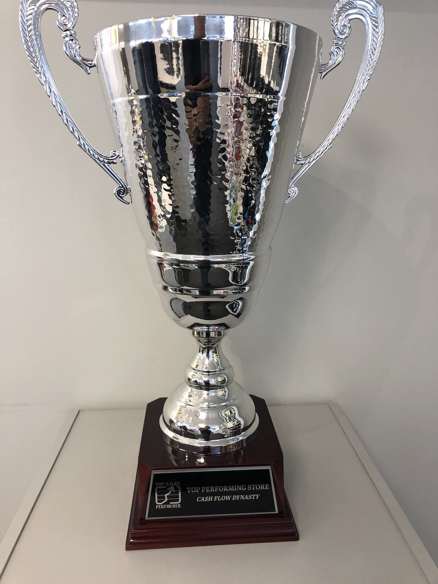 TMobileTX's tweet photo. Cash Flow Dynasty Champion! #CFD for the month of March. #Sprint.  Come check why #SprintStore5210 is ranked the best of the best @ 6708 Memorial Hwy STE 101 Tampa, Florida 33615.  #1 Sales Supervisor @Fawnwithsprint and #1 Retail Consultant @dresto25. #Proudofmyteam https://t.co/acdr4UK3f9