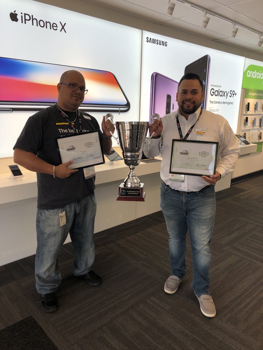 TMobileTX's tweet photo. Cash Flow Dynasty Champion! #CFD for the month of March. #Sprint.  Come check why #SprintStore5210 is ranked the best of the best @ 6708 Memorial Hwy STE 101 Tampa, Florida 33615.  #1 Sales Supervisor @Fawnwithsprint and #1 Retail Consultant @dresto25. #Proudofmyteam https://t.co/acdr4UK3f9