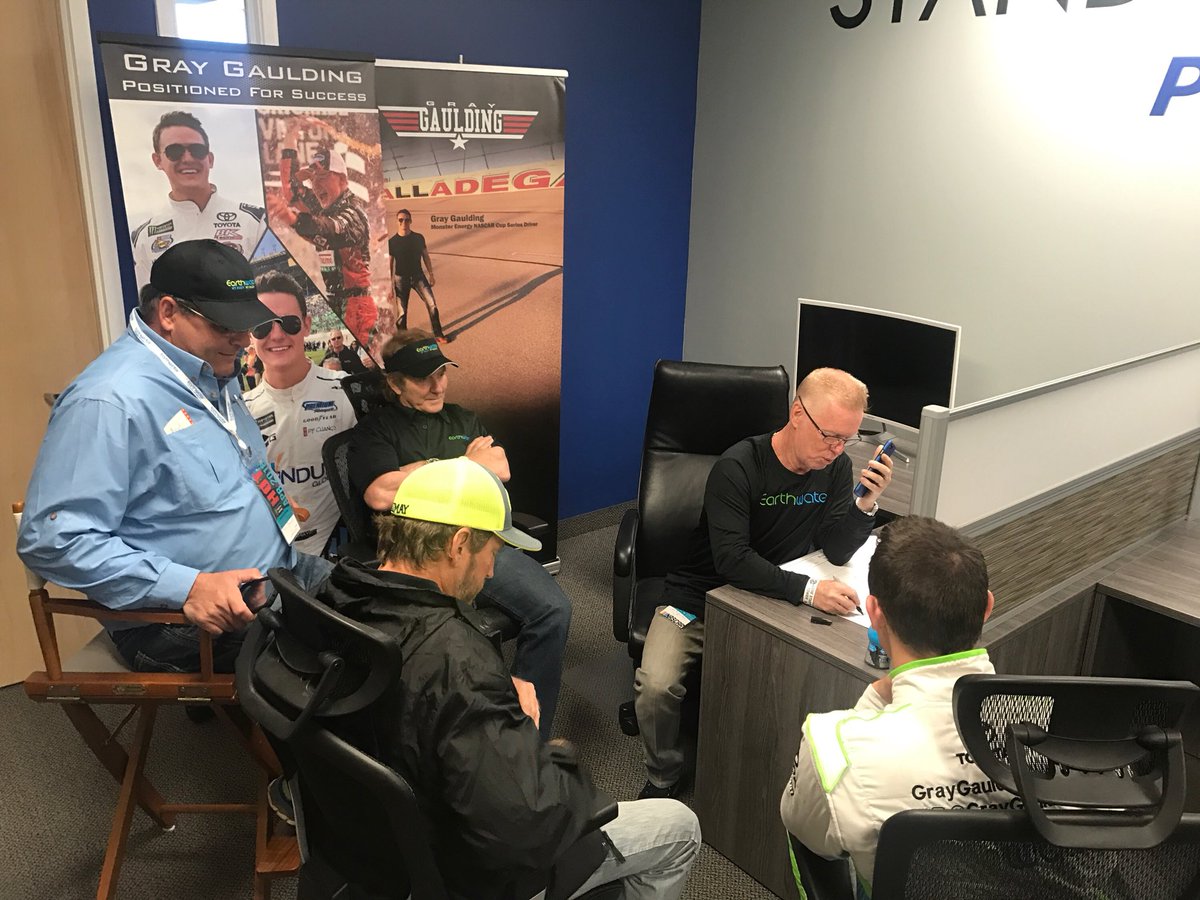 graygaulding's tweet photo. Gray and Brig Hart (@brigsworld) prepare for an @EarthWaterHQ Prelaunch Call from the @StandoutMG office -PR #TeamEarthWater https://t.co/dClCL4ziwP