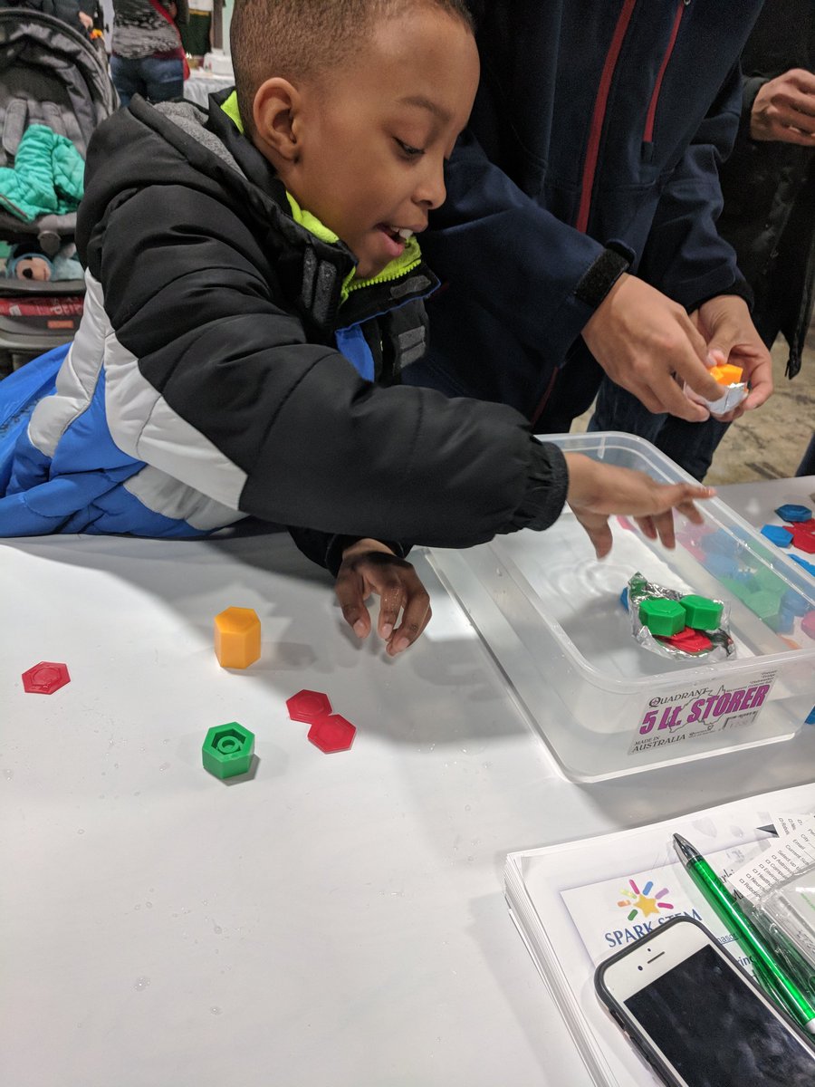 jordymeatball's tweet photo. Learning and teaching about STEAM at #USASEF today! #scifest #MasonScience https://t.co/aGjYGp2YHz