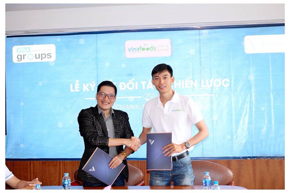 vndc_io's tweet photo. DAMH KÍ KẾT CÙNG CÁC DOANH NGHIỆP
Ai chưa lên thuyền thì xin mời các bạn đăng ký tại đây : https://t.co/2JAK77NxMk https://t.co/KsjJignBDz