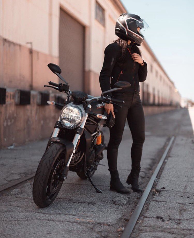 SoCalMoto's tweet photo. Enjoy your weekend! And come join us next Saturday for our Open House! Click the link in our bio to RSVP 

📸 @DucatiUSA https://t.co/xQmEDWxTKq