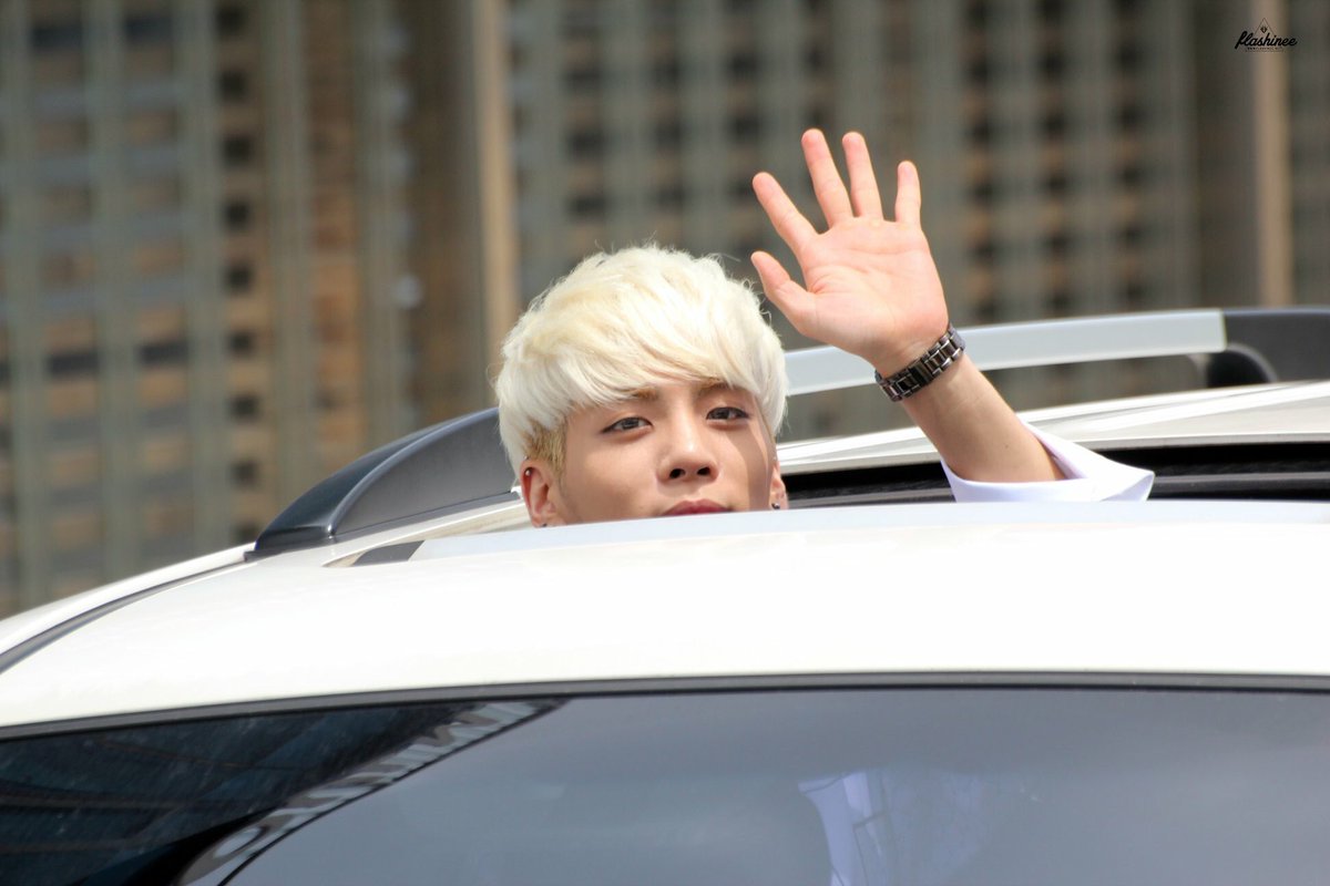 flashineehk's tweet photo. #JONGHYUN#19900408
Happy Birthday To My Angel 🎂🎂🎂
We miss you as always💕💕
I am looking forward for our blossomy meeting, it will be soon, right? https://t.co/UQgKirjwEG