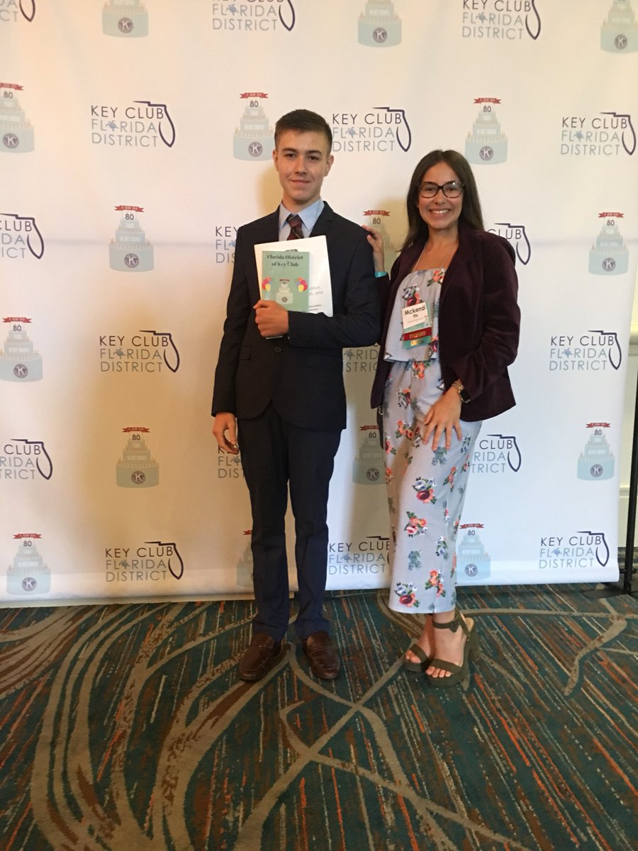 KeyClubMatanzas's tweet photo. Sending our delegates off to vote! Wish them luck! ✔️✔️✔️ #flkdcon2018 https://t.co/SFocGt7PG8