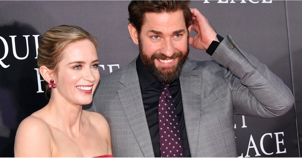 HealthBeauty747's tweet photo. Emily Blunt Jokes That Her Children Have a Favorite Parent – and She Knows It's Not Her https://t.co/nC2WAO6bDO https://t.co/KYAFcUXcsy