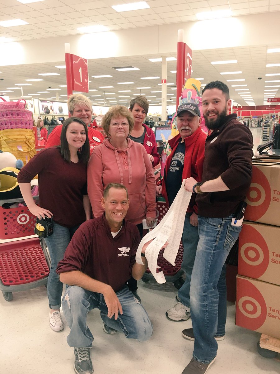 GrantAlexandia's tweet photo. #SHOUTOUT to our most kind and generous guests Jan &amp; Miles!!! For clearing out our Easter Clearance to #donate around the USA! #thesweetestheart #payitforward #thecutest 😊❤️🌎 https://t.co/HMv6e2F14I