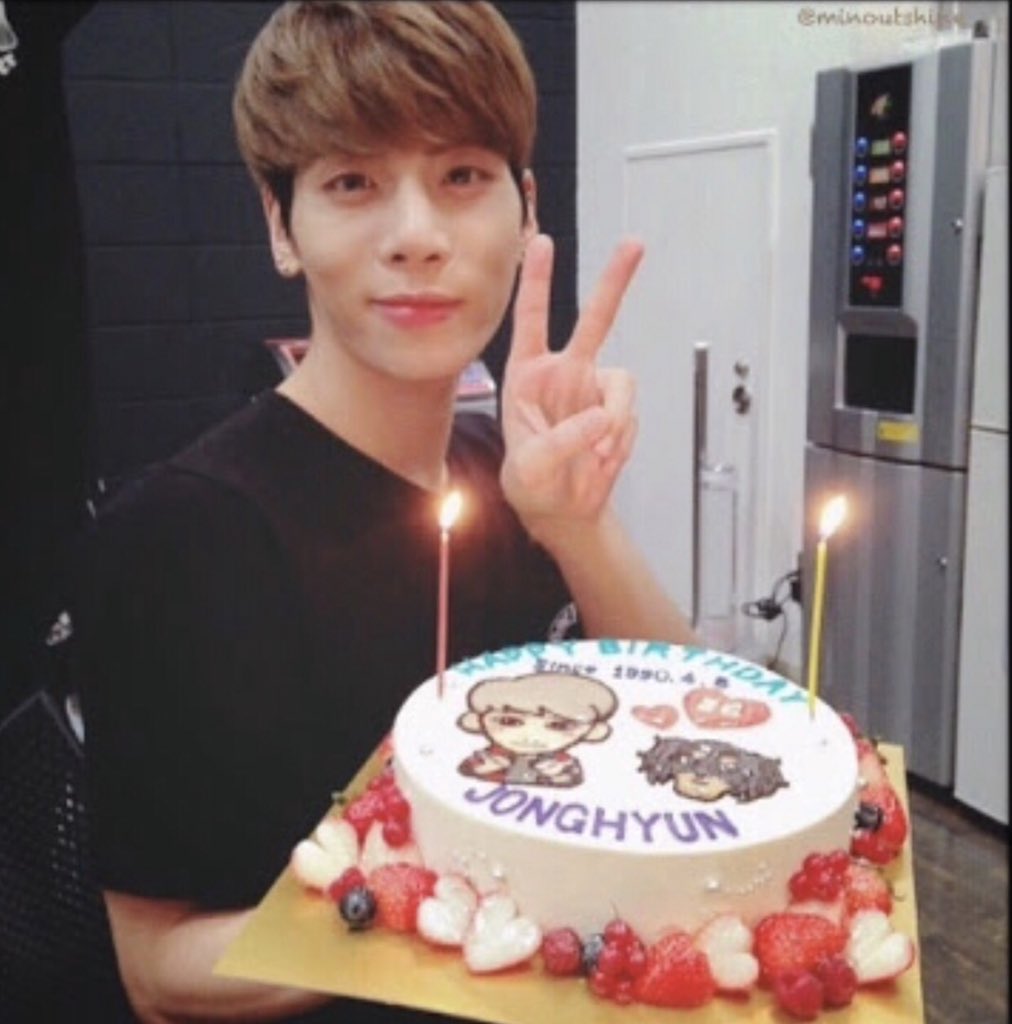 _noy1995's tweet photo. Happy birthday my angel 🎂❤️ https://t.co/0X4QM6SGkl