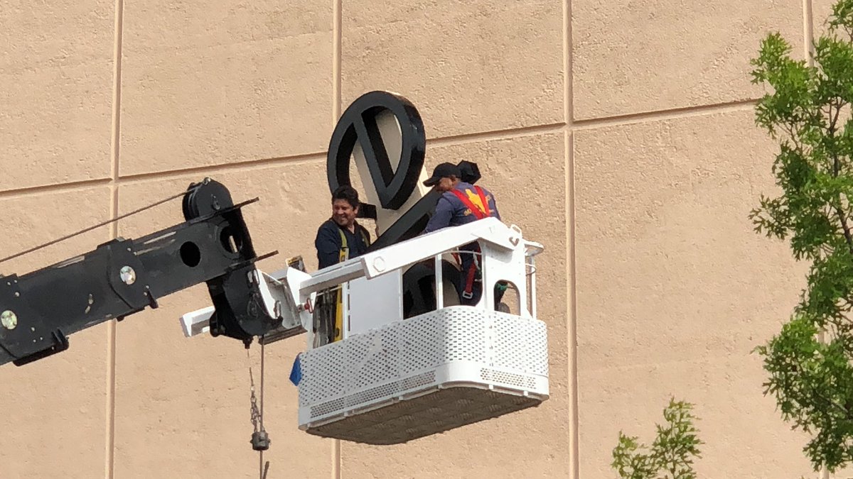 tdohrmann's tweet photo. #ECGTOWER Naming the building today. @ElectronicCare https://t.co/2yZiu2M68T