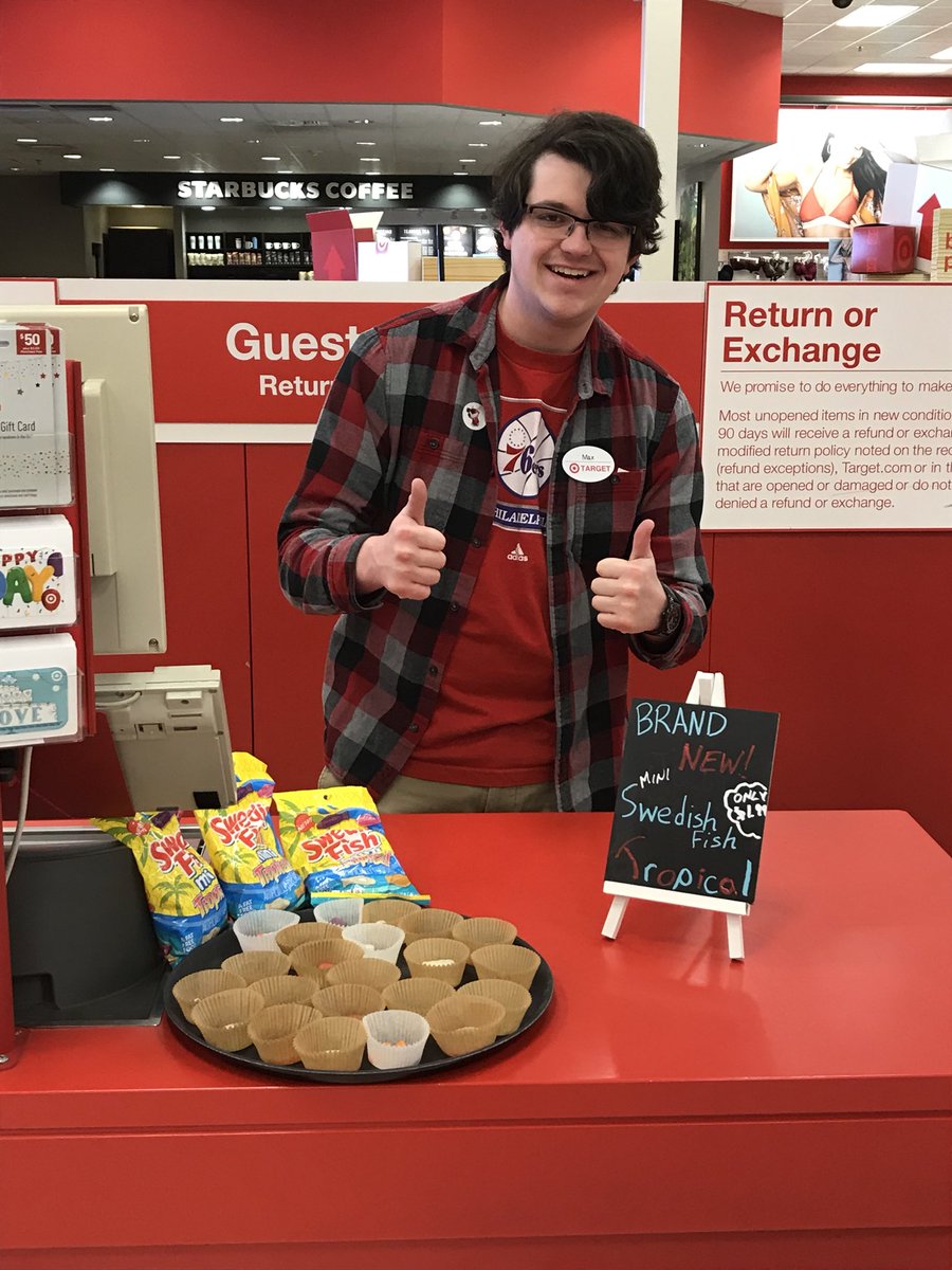 Max is feeling the warmth with tropical Swedish fish #swimminginthesamples <a href="/katie_konopasek/">Katie Zila</a> <a href="/clawler85/">Chels</a> <a href="/trish_vollmer/">Trish</a>