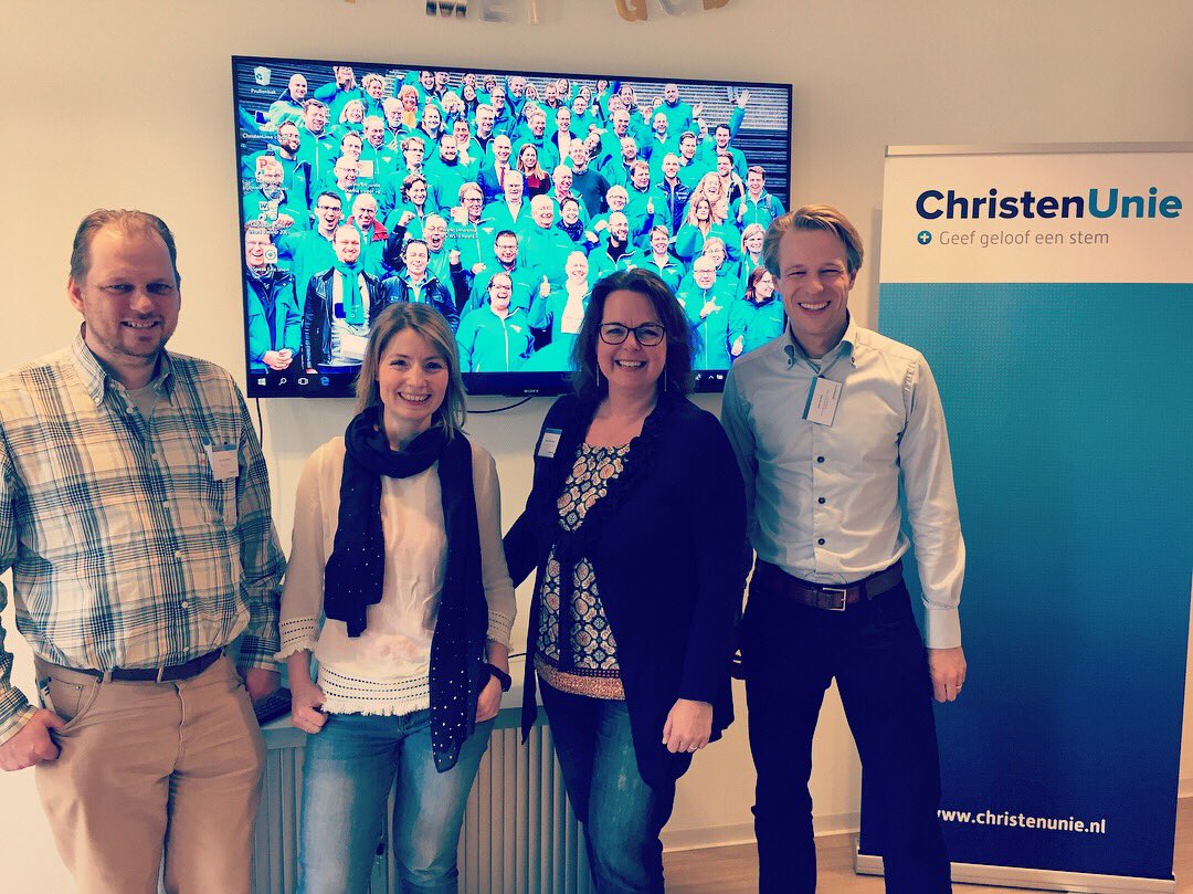 Vandaag was een leerzame en boeiende werkconferentie van de #ChristenUnie Laat die #verkiezingen van volgend jaar maar komen! Aan ons enthousiasme zal het niet liggen! 🙌🏻👊🏻 <a href="/christenunie/">ChristenUnie</a> 
#PS2019 <a href="/CULimburg/">ChristenUnie Limburg</a>  #christenunie#geefgeloofeenstem