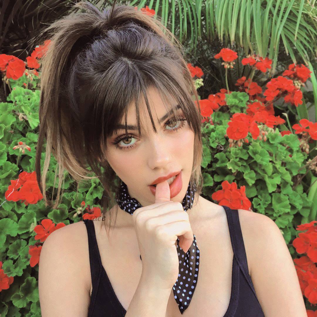 ❝…𝙲𝚘𝚗 𝚎𝚕 𝚝𝚒𝚎𝚖𝚙𝚘 𝚊𝚙𝚛𝚎𝚗𝚍𝚎𝚜 𝚚𝚞𝚎 𝚜𝚒 𝚎𝚜𝚝𝚊́𝚜 𝚌𝚘𝚗 𝚞𝚗𝚊 𝚙𝚎𝚛𝚜𝚘𝚗𝚊
𝚜𝚘́𝚕𝚘 𝚙𝚘𝚛 𝚊𝚌𝚘𝚖𝚙𝚊ñ𝚊𝚛 𝚝𝚞 𝚜𝚘𝚕𝚎𝚍𝚊𝚍, 
𝚒𝚛𝚛𝚎𝚖𝚎𝚍𝚒𝚊𝚋𝚕𝚎𝚖𝚎𝚗𝚝𝚎 𝚊𝚌𝚊𝚋𝚊𝚛𝚊́𝚜 𝚗𝚘 𝚍𝚎𝚜𝚊𝚗𝚍𝚘 𝚟𝚘𝚕𝚟𝚎𝚛 𝚊 𝚟𝚎𝚛𝚕𝚊…❞