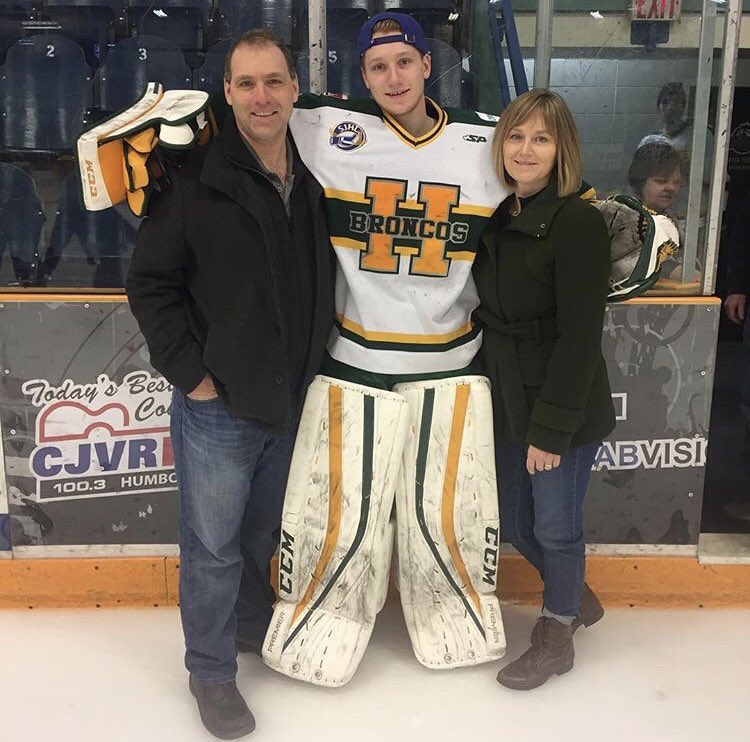 AlloraBrynn's tweet photo. My heart is broken for all of the family, friends, teammates, and coaching staff affected by this tragic accident. Praying for all of those who are apart of this community. #prayforhumboldt https://t.co/bRANPFVMqu