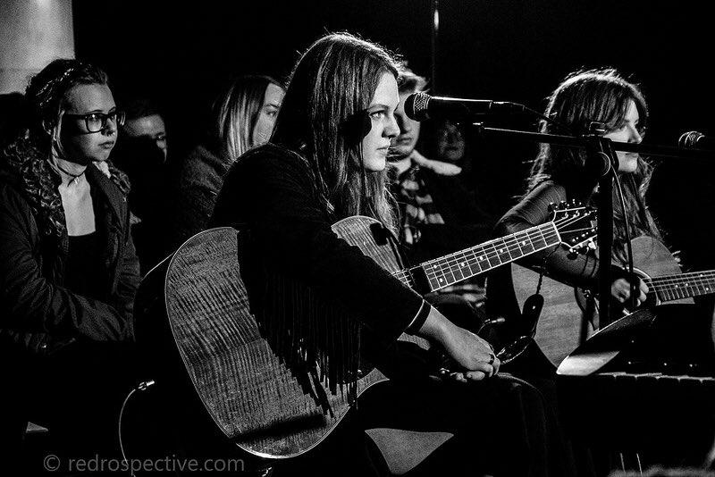 MusicCloseup's tweet photo. Obviously @KaityRaeMusic is the best and she’s playing tonight @slaughteredlam with @IzzieWalsh. Get there if you can #Americanapop meets #Gothicbluegrass #livemusic #London https://t.co/Bh4sF2DMoZ