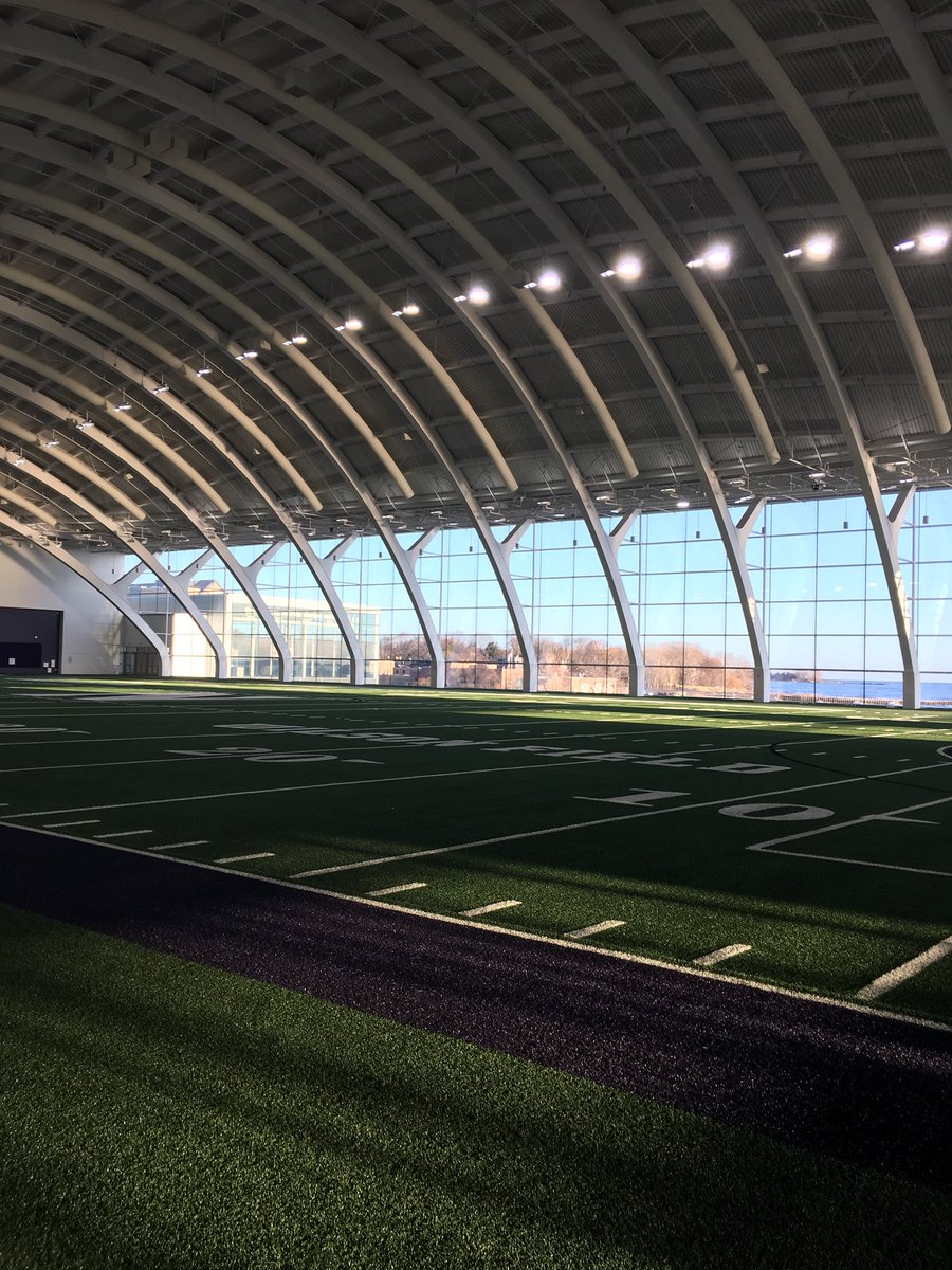NUSportsMed's tweet photo. First sunrise over Lake Michigan before the first @nufbfamily practice in the newly opened Ryan Fieldhouse ๐
.
.
#Views #B1GCats #lakemichigan #home #RyanFieldhouse #WilsonField #northwestern #football #evanston #chicago https://t.co/qb5GkyjBgj