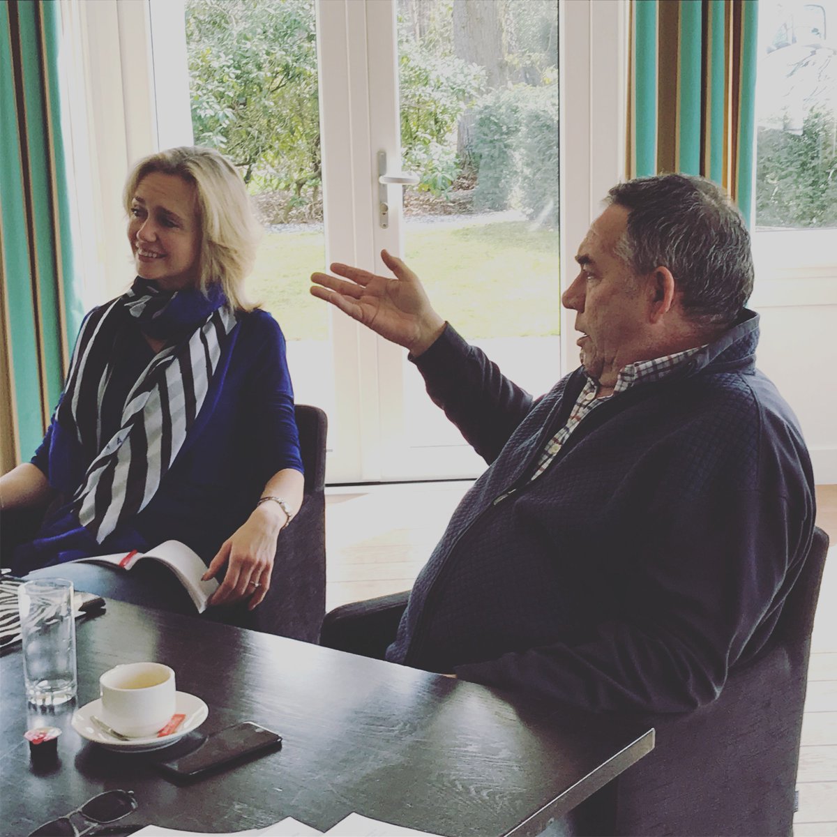 eltjo123's tweet photo. #nextlevel #stemacteren bij @studio-Oranjeoord met de guru onder de Nederlandse #stemacteurs @benmaasdam! https://t.co/pe4XNslG4s