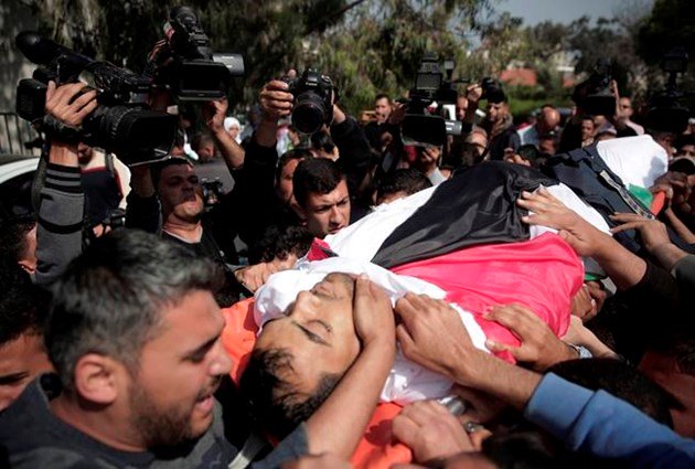 Gaza buries journalist killed while covering mass protests.  ottawamatters.com/world-news/gaz… https://t.co/JyLhtRBrcG