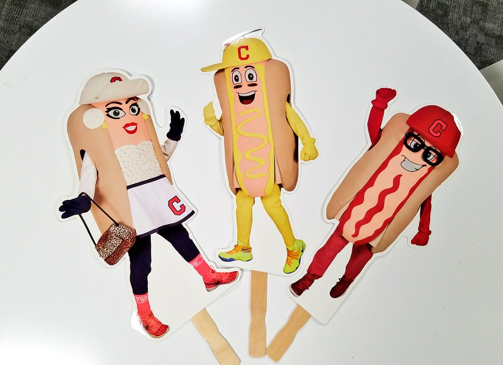 CleHotDogs's tweet photo. Coming to the @Indians game today? Tweet us your seat location (section, row &amp; seat number) &amp; 3 random lucky winners will win one of these Hot Dogs on a stick delivered to you during today's game! 🌭⚾

*Must RT this tweet &amp; be following to win* https://t.co/YUu2Idl0Nb