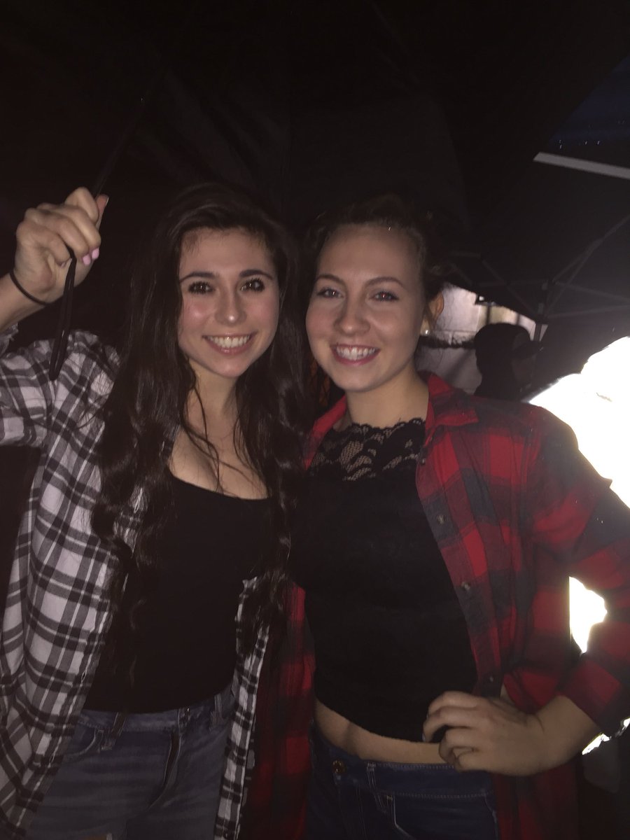lisa_epstein138's tweet photo. happy birthday to the best sequence partner😉😉 @timmemily5 hope your bday is full of biscuits, puzzles, and cheese❤️❤️❤️ https://t.co/b5JpT0wN9t