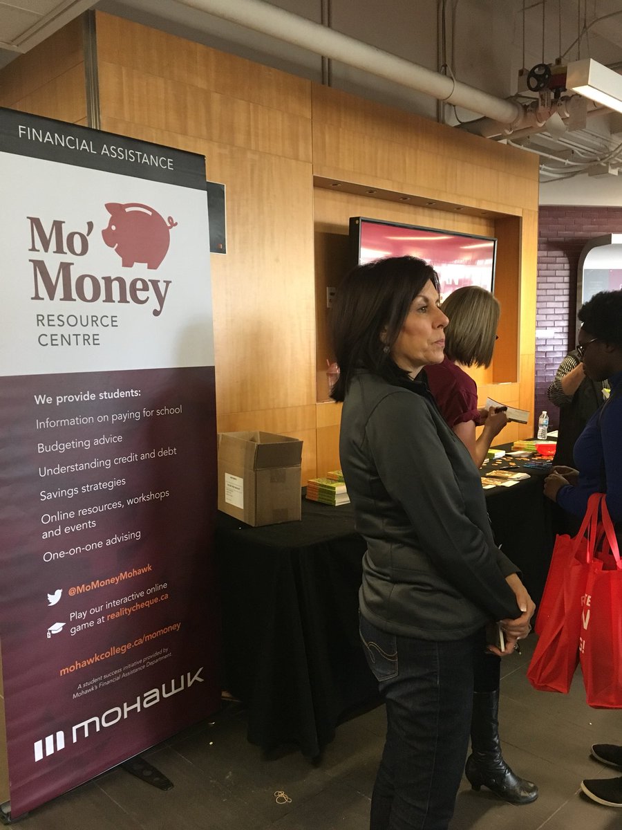 MohawkCollege's tweet photo. Learn more about financial support options available to you! Speak with one of our @MoMoneyMohawk specialists #MohawkOpenHouse https://t.co/jwviI7zPnj