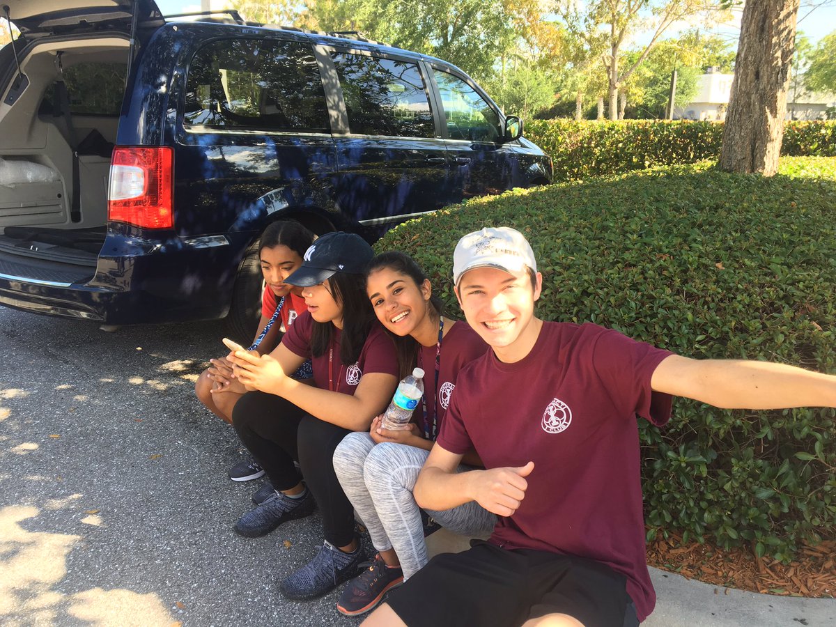 PBC_Interact's tweet photo. Helping the wellington community shred papers 📂 https://t.co/Inaq7NVGpy