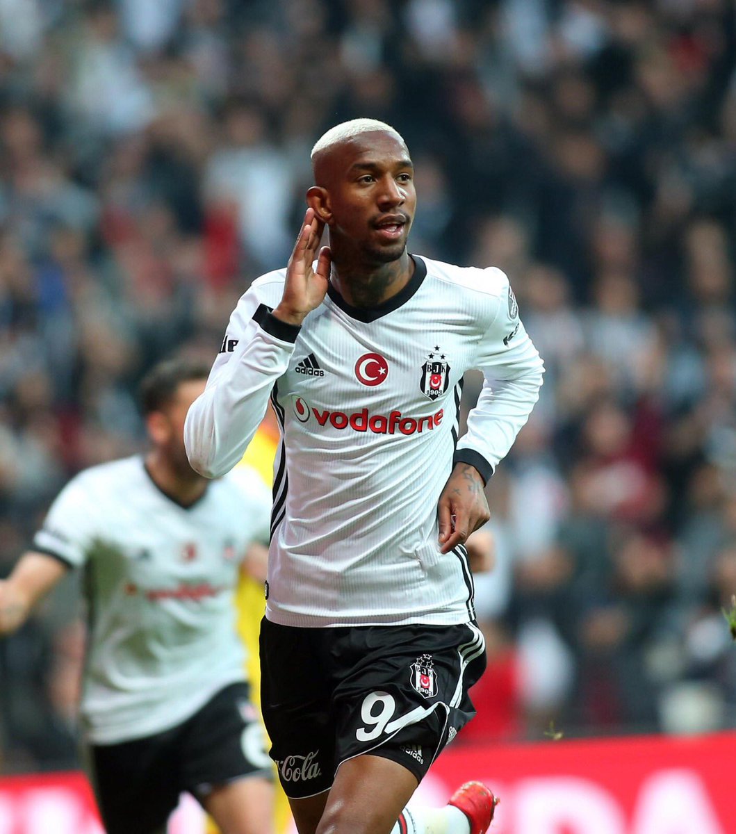 Besiktas's tweet photo. Harikasın Talisca 😎🦅⚫️⚪️ https://t.co/viMSNAjTCw
