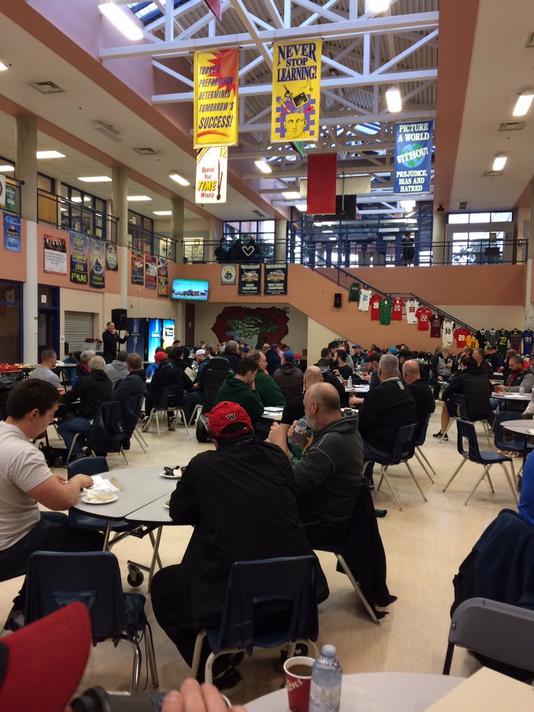 BCHSFB's tweet photo. Over 150 coaches today at the @BCHSFB Coaches Clinic! Thanks to all who attended #improvingthegame https://t.co/vXxqK6pWdc
