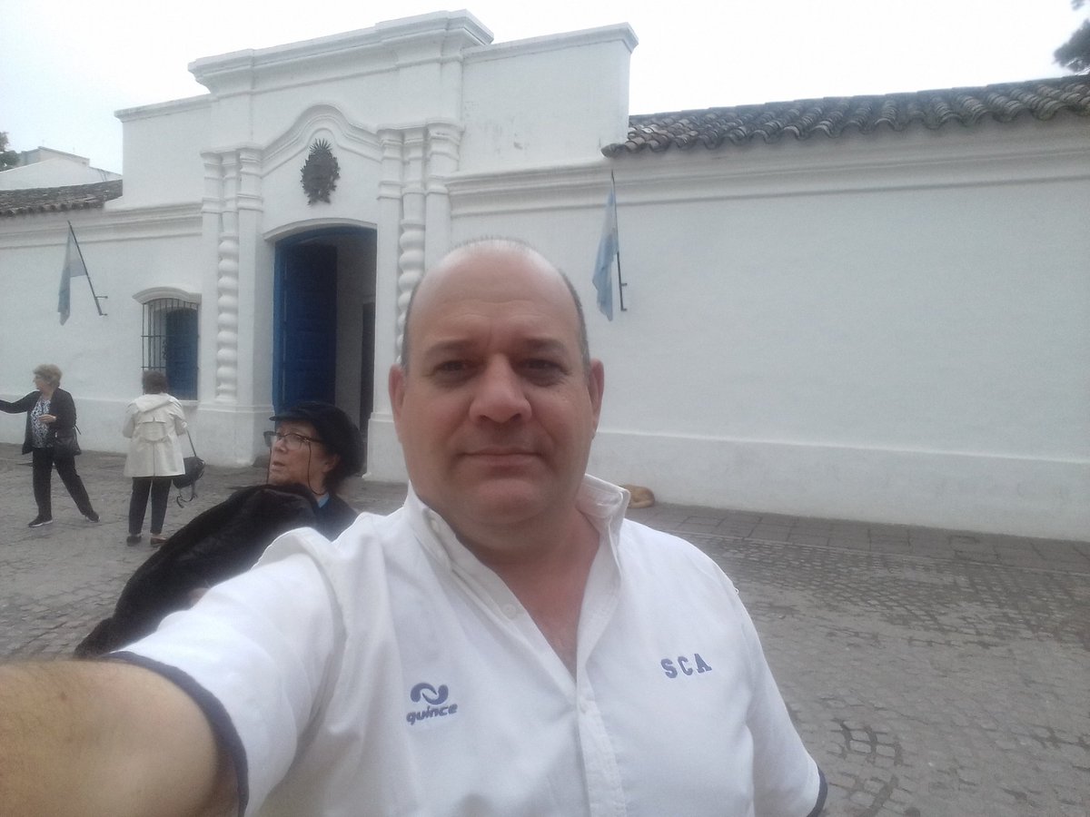 pablogarello's tweet photo. OVALADOS en San Miguel de Tucumán junto al Piuquén de Santa Lucia. Hoy con TDI C relatamos Cardenales RC vs San Juan RC. Por BLU Radio 99.5MHZ o https://t.co/U9LCc1T5Ss. 
Los esperamos a todos. https://t.co/ivscgG9iSD