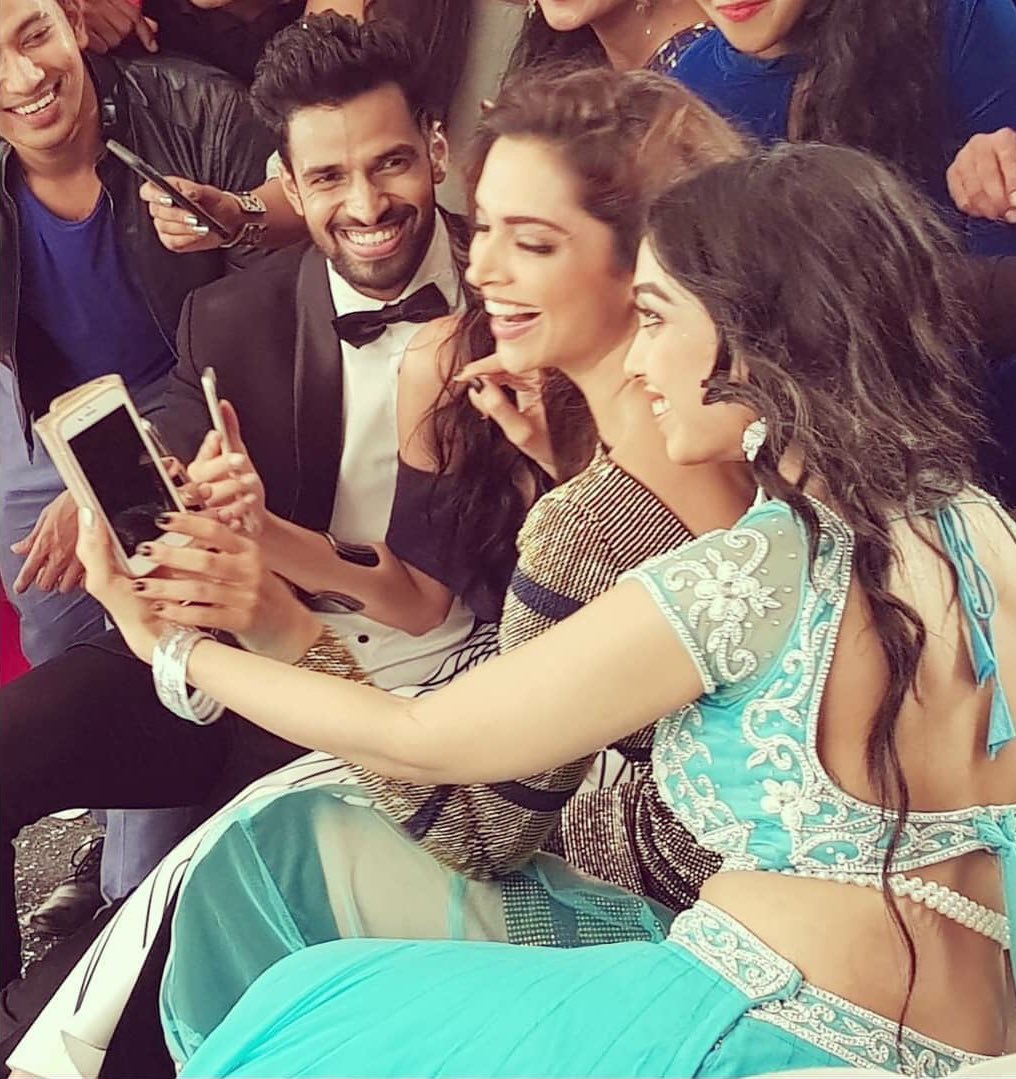 deepika padukone jio ad deepika padukone fc deepikapfc twitter deepika padukone jio ad deepika padukone fc deepikapfc twitter