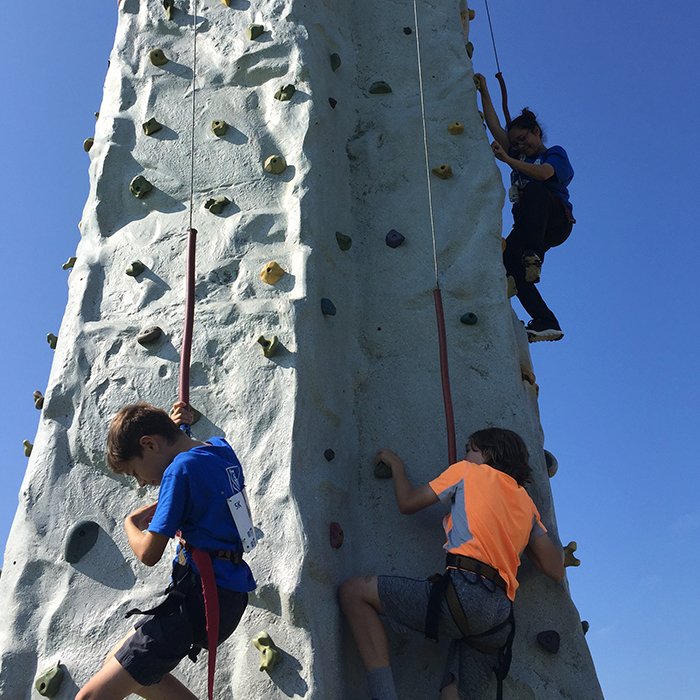 PoutineFestCda's tweet photo. Hey Kids... We got a climbing wall and bouncy castles! Bring Mom &amp; Dad to #Ottawa #Poutinefest April 19-22! #poutine @ryjsclimbing @featurefestival @kidsincapital @ParentingTimes @love_ottawa @Ottawa_Tourism @OttawaEvent #Kids #ottawa #myottawa #ottcity https://t.co/6TSv1hySJh https://t.co/CT0SHT5Ju8