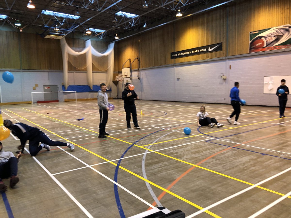 _JoWard's tweet photo. Fun 3 days tutoring sports coaching with @SpursFoundation Great fun to experience and work with other sports #SportforLife #CreatingCoaches @WimXLearning https://t.co/7aDkLIyFFn