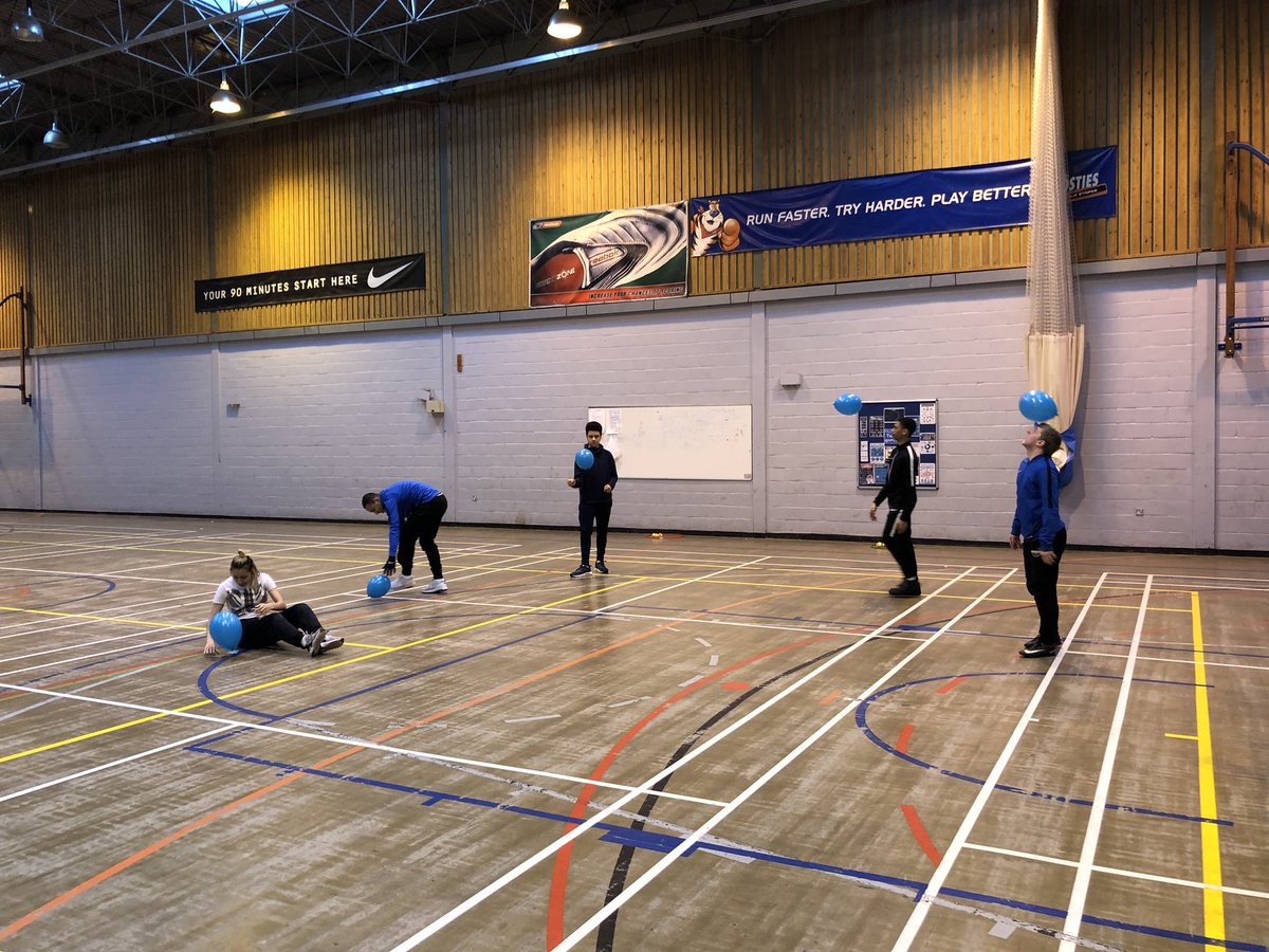 _JoWard's tweet photo. Fun 3 days tutoring sports coaching with @SpursFoundation Great fun to experience and work with other sports #SportforLife #CreatingCoaches @WimXLearning https://t.co/7aDkLIyFFn