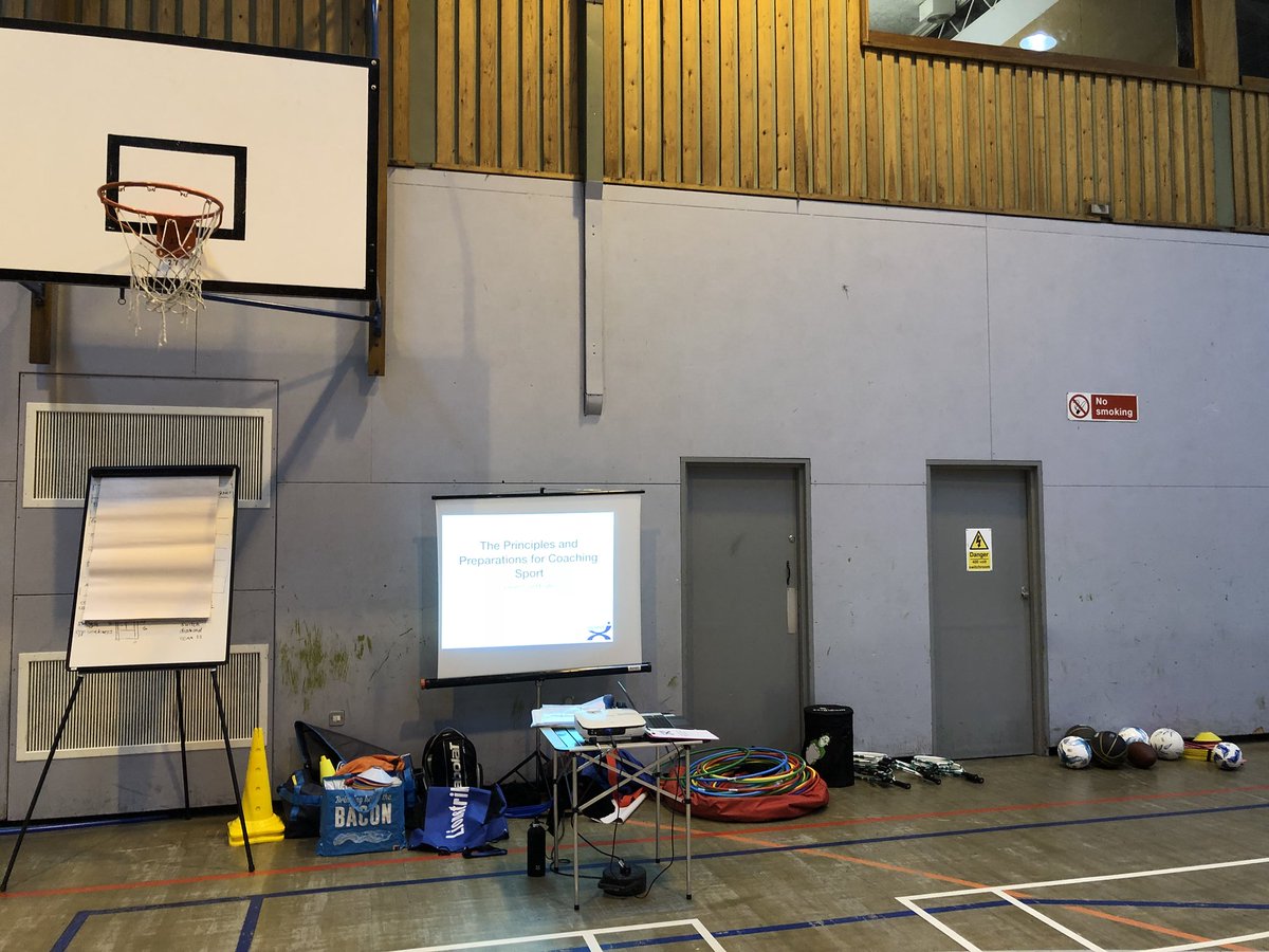 _JoWard's tweet photo. Fun 3 days tutoring sports coaching with @SpursFoundation Great fun to experience and work with other sports #SportforLife #CreatingCoaches @WimXLearning https://t.co/7aDkLIyFFn