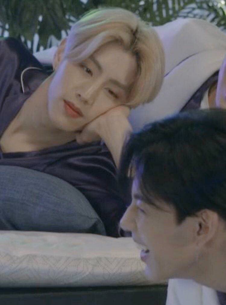 arsizah's tweet photo. #markbam 
เบื่อเวตาคู่นี้ของฉันบ้างไหม ที่ยังคงมองแค่เธอ https://t.co/FcZLtAKA5p