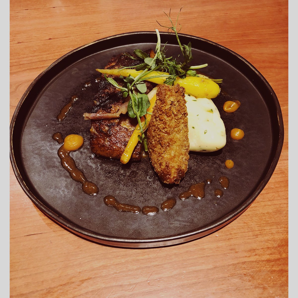 Sneak peak at our new pork belly dish for the new menu... on as a special tonight!! 
Pork belly | rainbow carrots | kale | jus | purée #porkbelly #newmenu #somethingiscoming #springishere #themusselandsteakbar #grassmarket